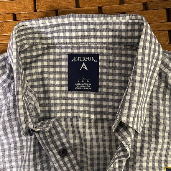 Men's Antigua Notre Dame Fighting Irish Button Down, LARGE - Picture 4 of 7